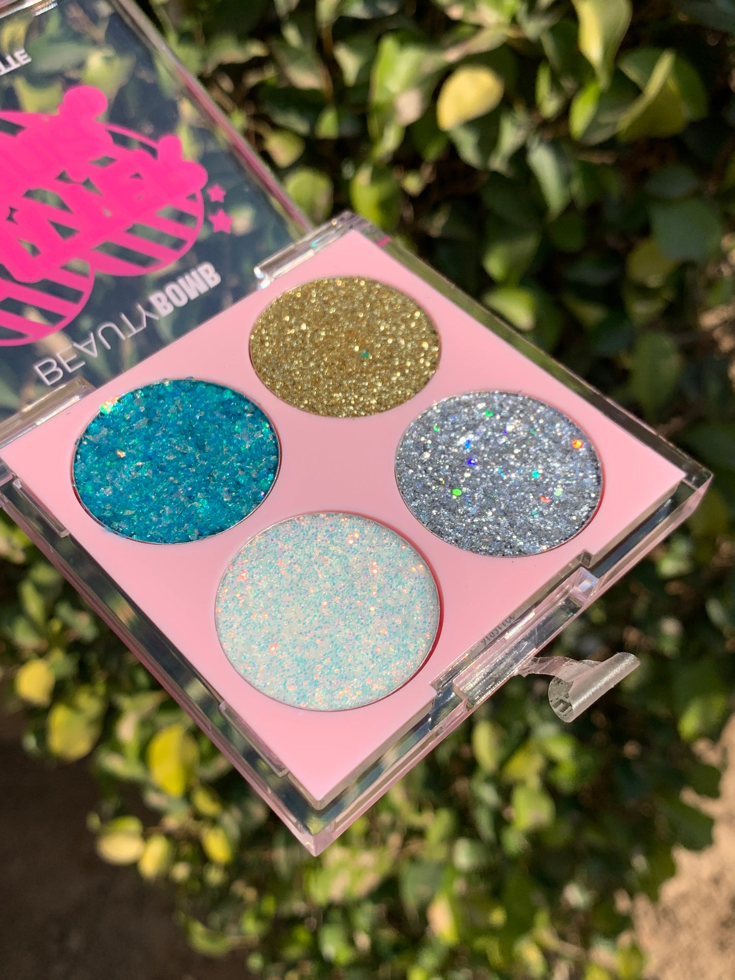 Beauty bomb glitter palette