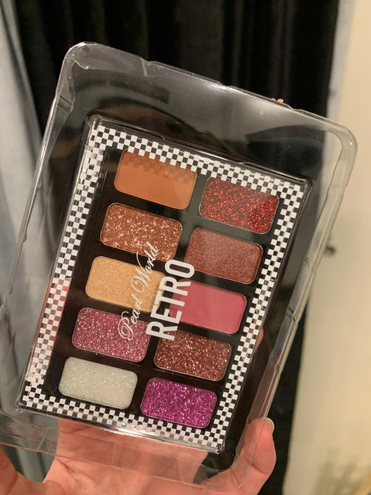 Retro eyeshadow palette (gift pack)