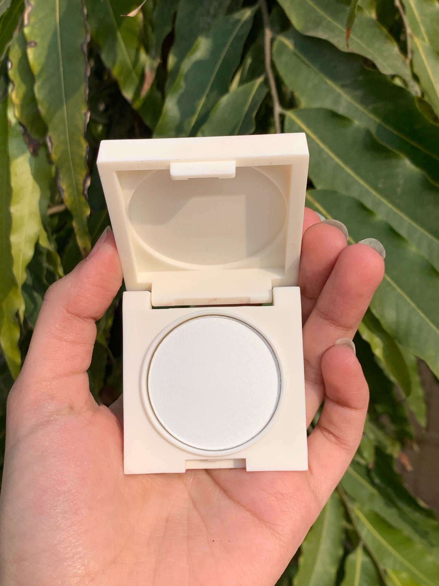 Sb beauty silk touch highlighter (the cutest)