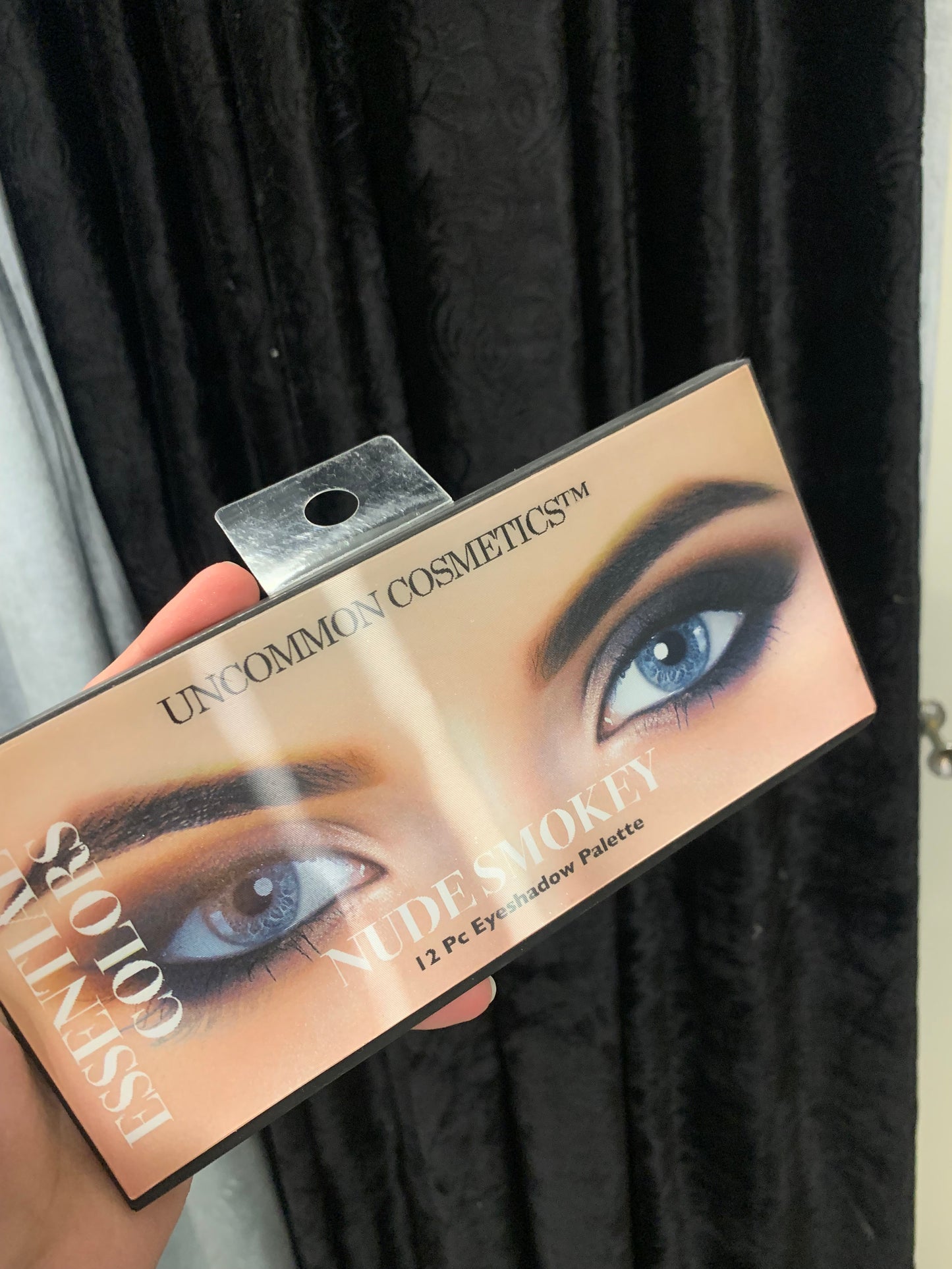 Uncommon cosmatics eyeshadow palette