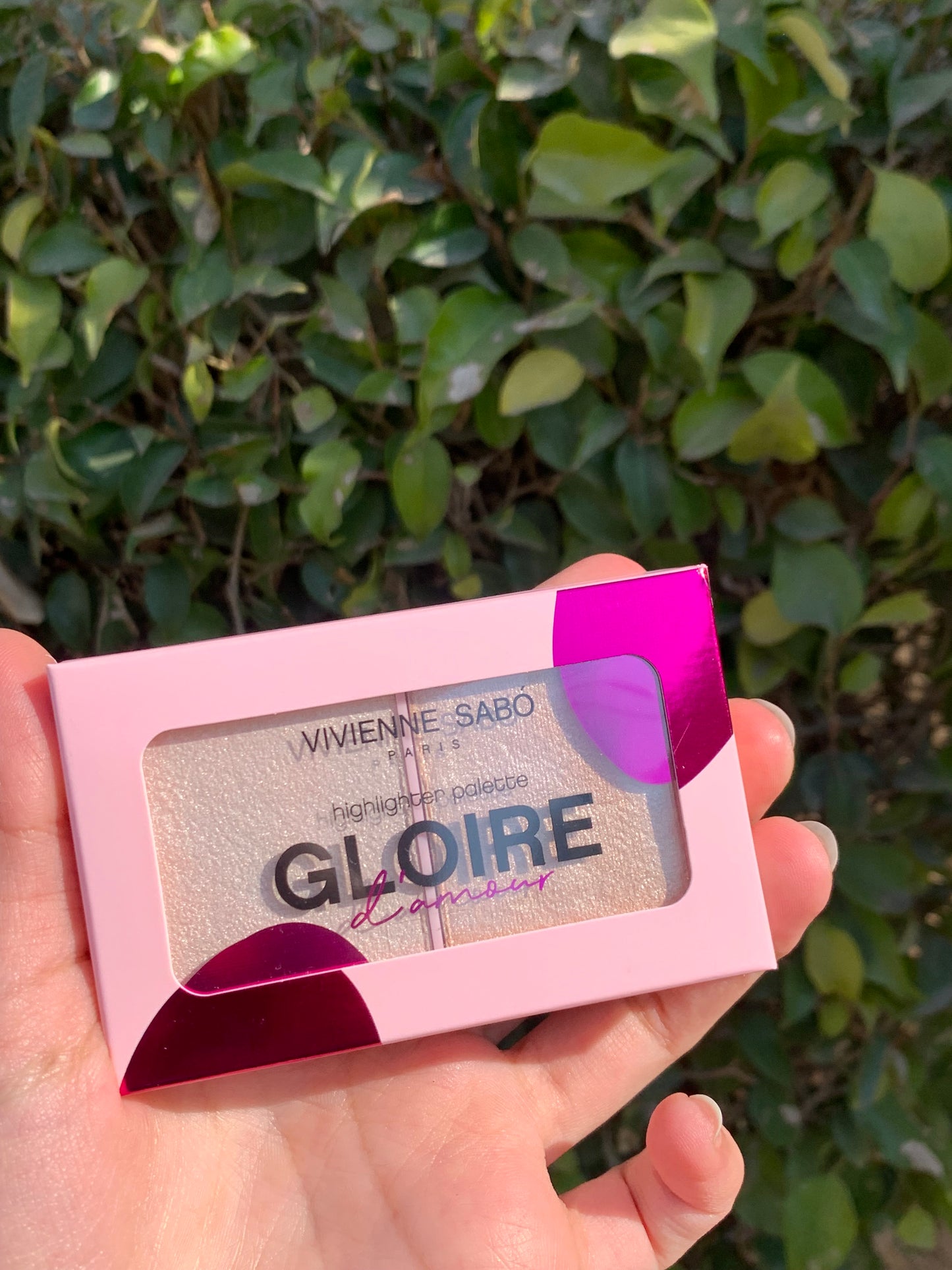 Vivienne sabo highlighter palette