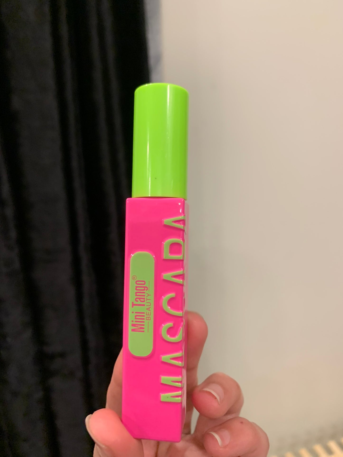 Mini tango mascara