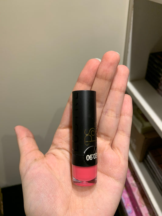 Primark glossy lipstick