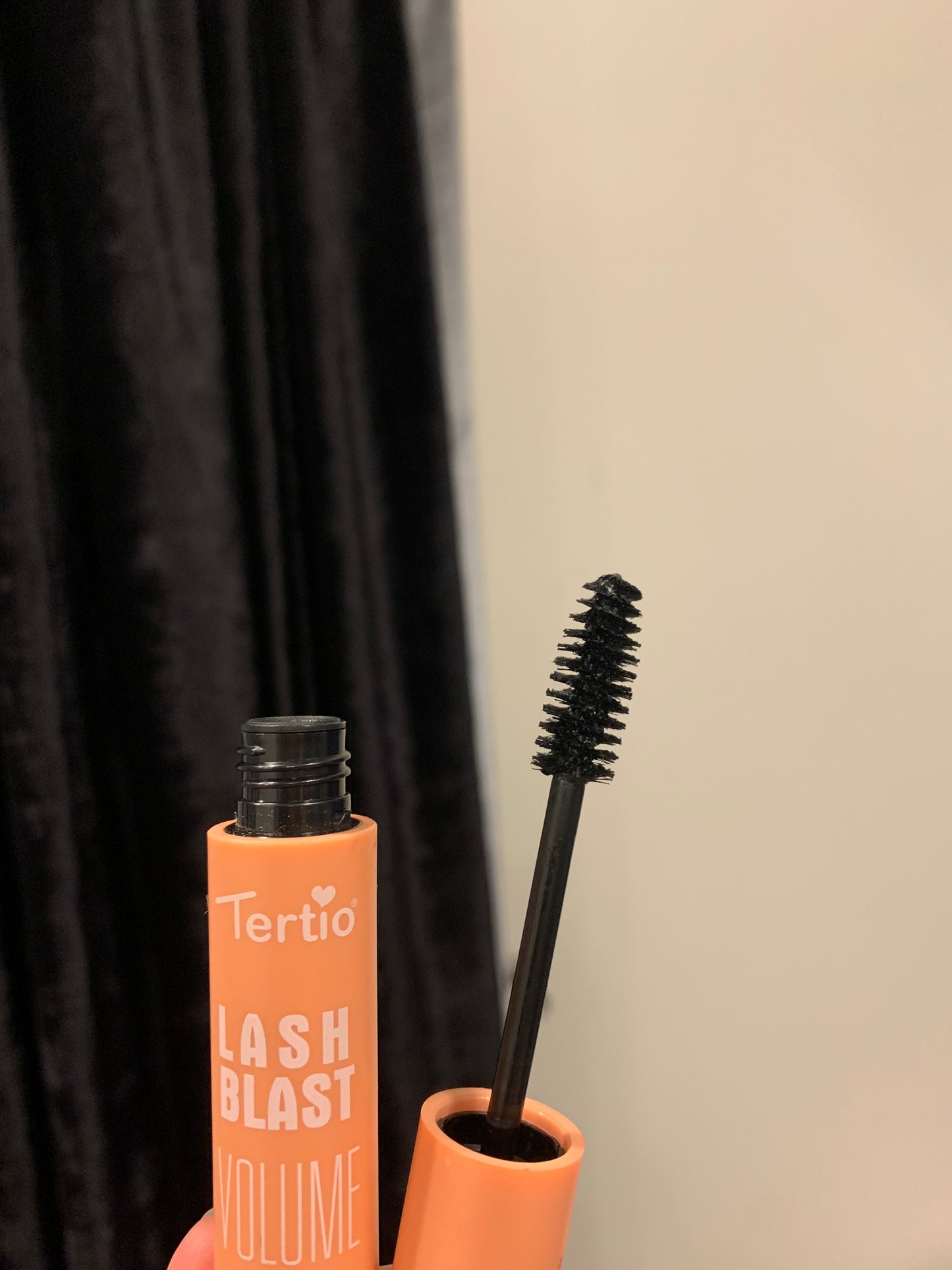 Tertio mascara