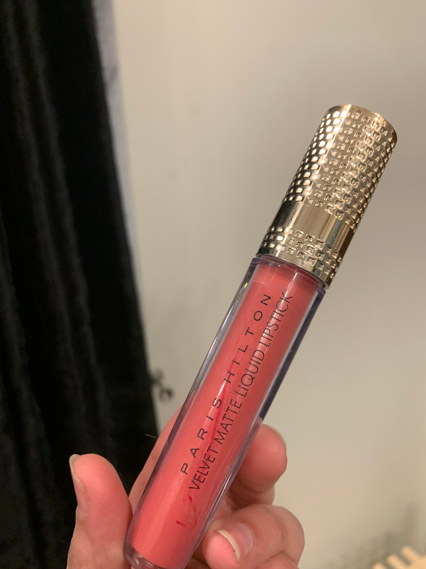 Parishilton lipgloss