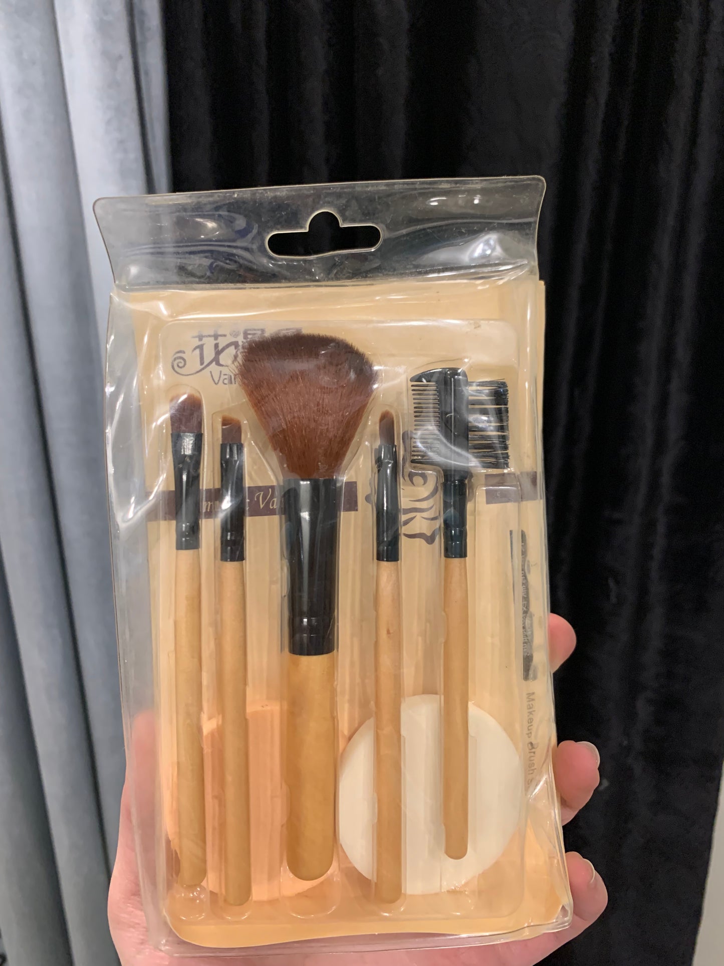 Full brush set with sponges