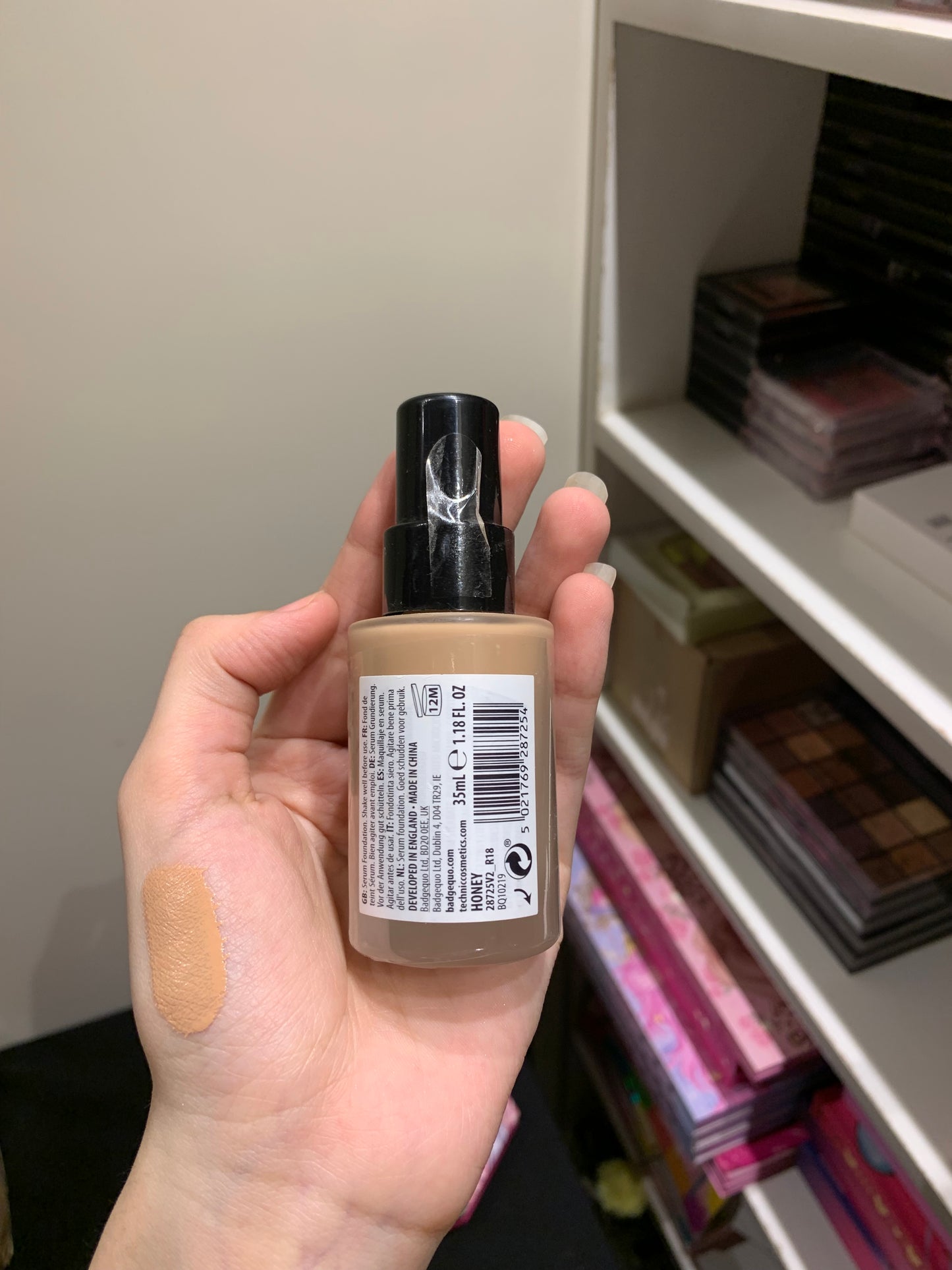 Technic pro finish foundation (honey)