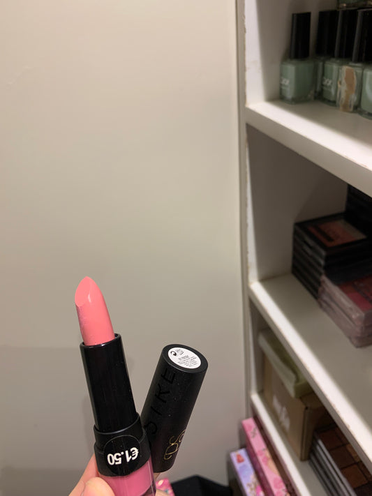 Primark glossy lipstick